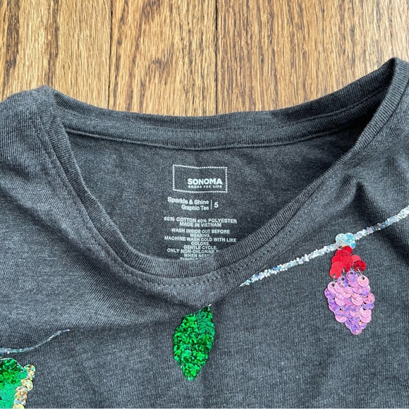 Girls Christmas Lights Sparkle Graphic Tee Size 5 - Picture 4 of 4